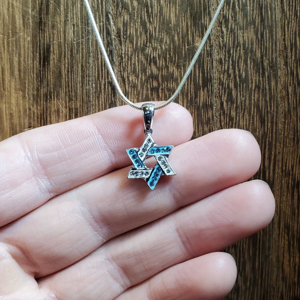 16 Inch 925 Sterling Silver Blue And White Crystal Star Pendant Necklace